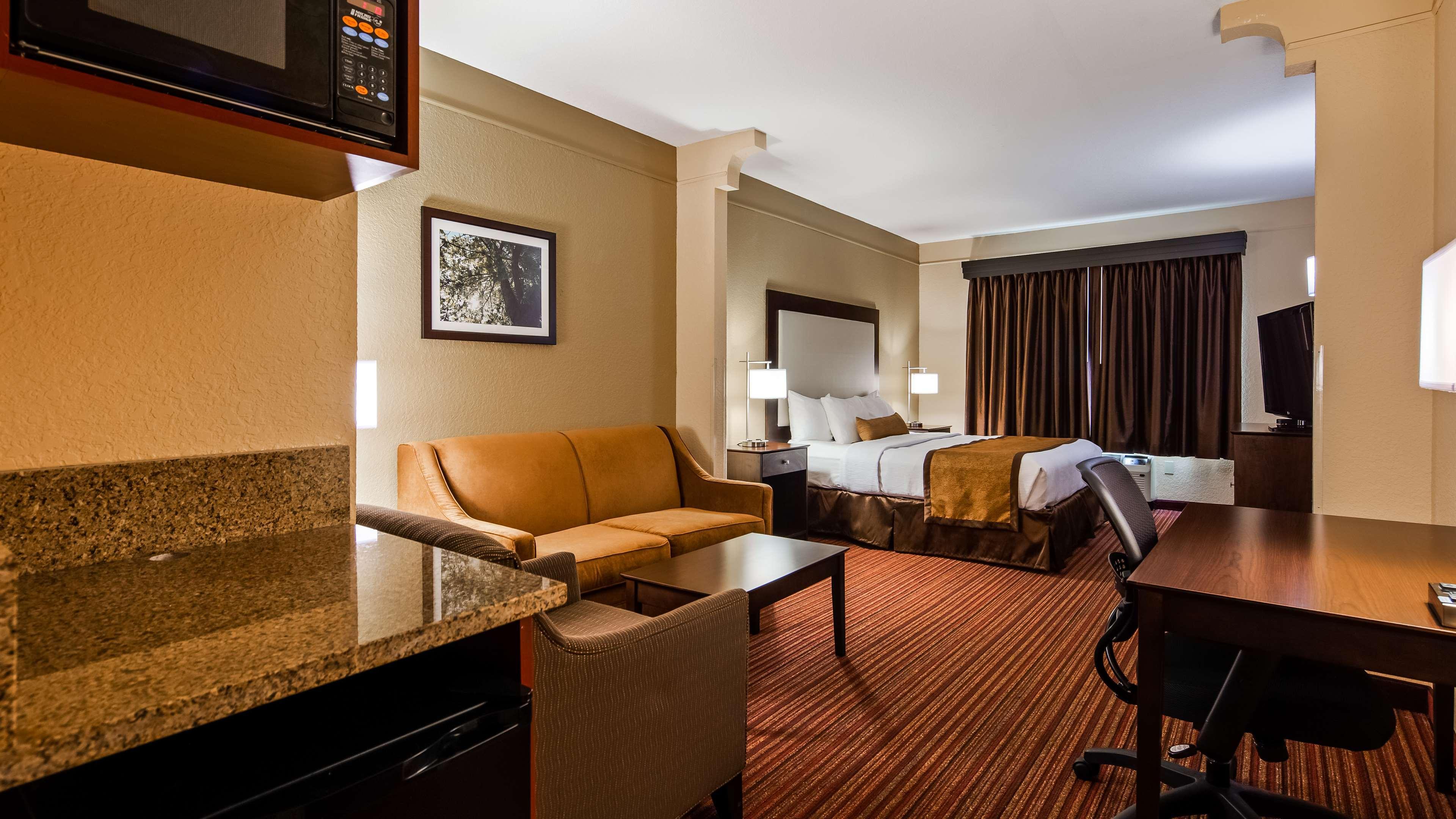 Best Western Plus Strawberry Inn & Suites Knoxville Exterior foto