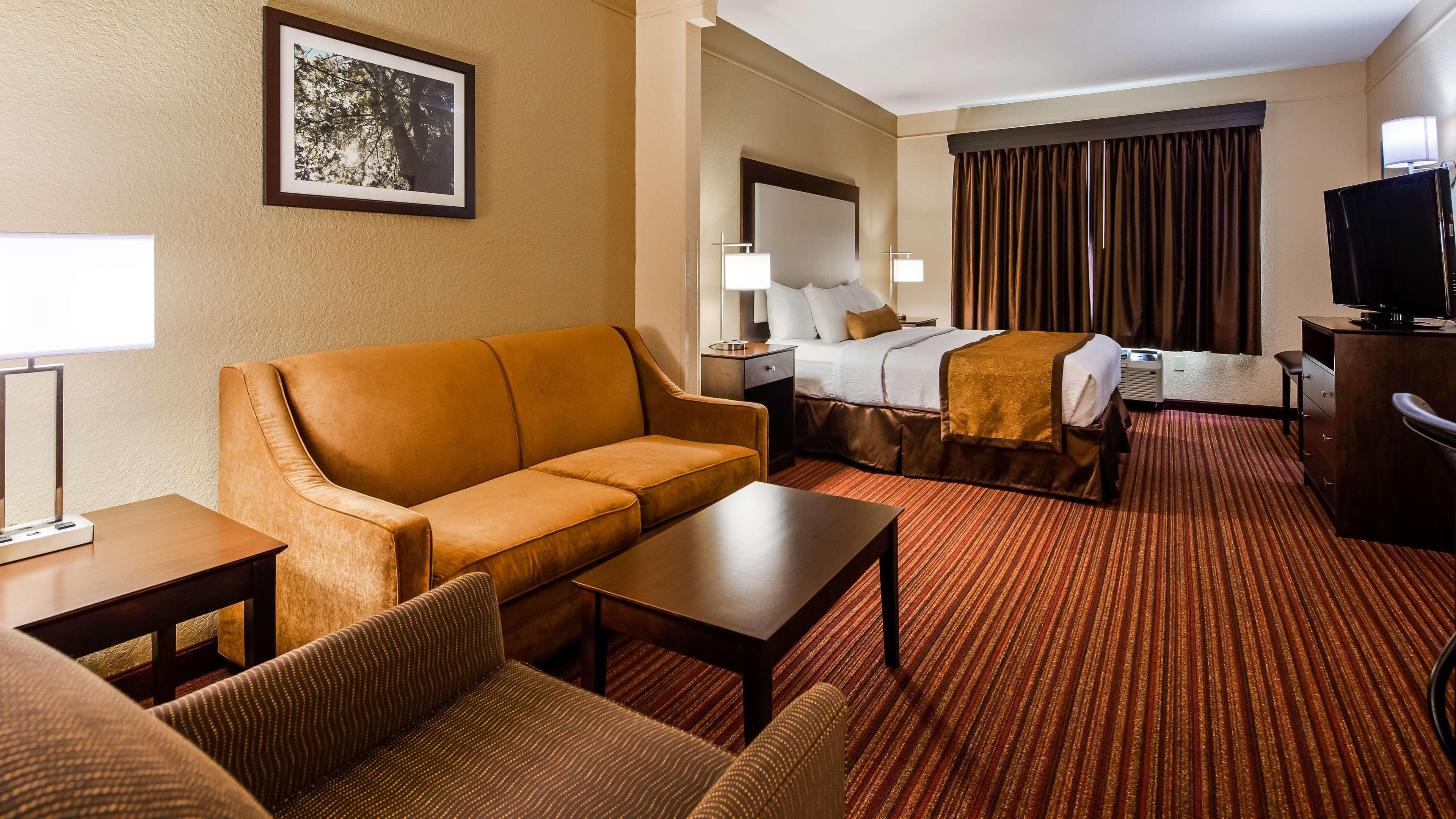 Best Western Plus Strawberry Inn & Suites Knoxville Exterior foto