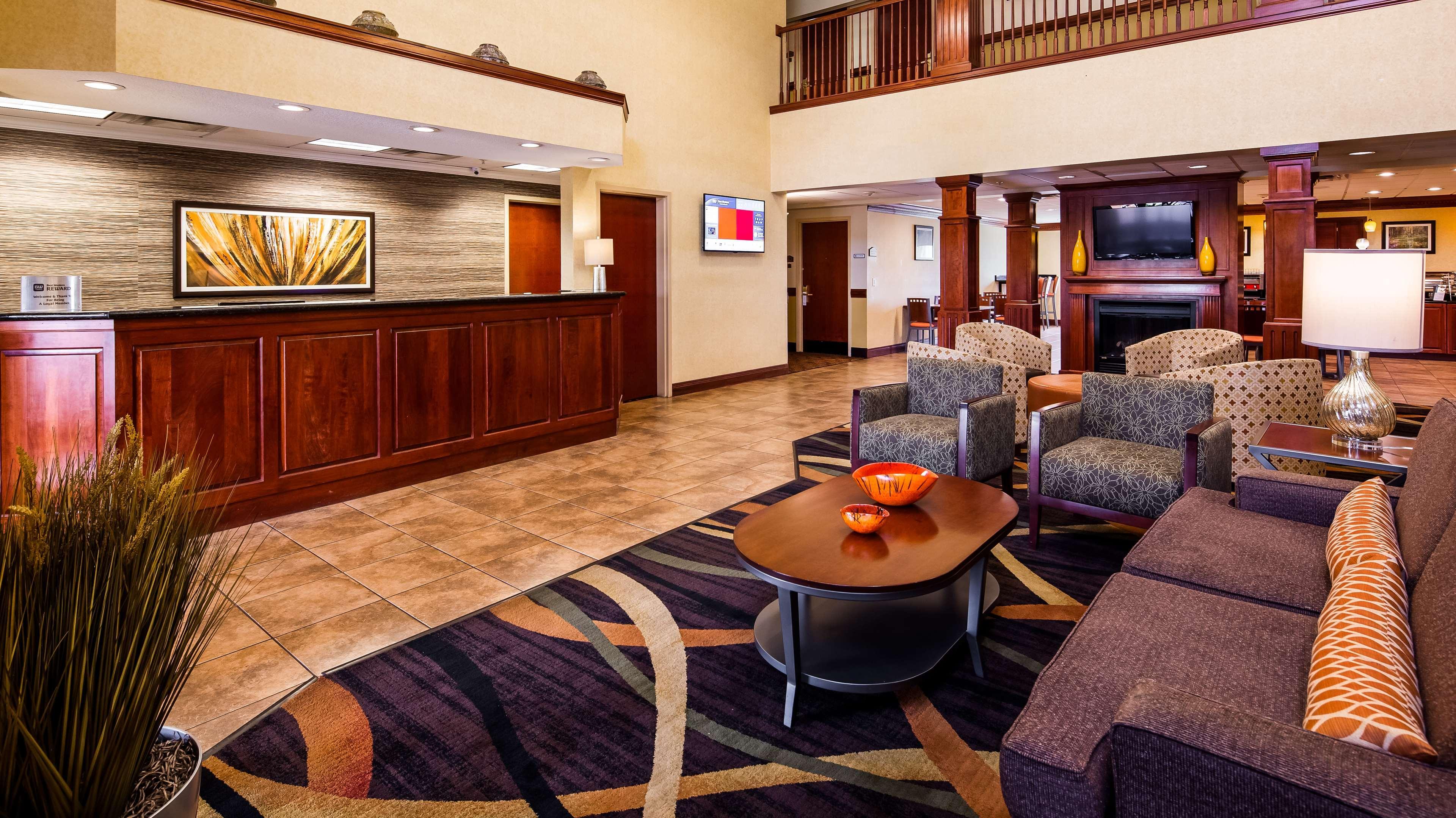 Best Western Plus Strawberry Inn & Suites Knoxville Exterior foto