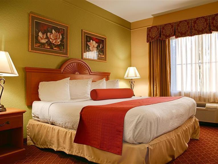 Best Western Plus Strawberry Inn & Suites Knoxville Exterior foto