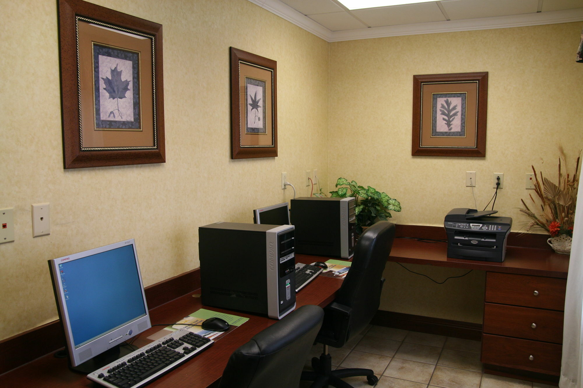 Best Western Plus Strawberry Inn & Suites Knoxville Exterior foto